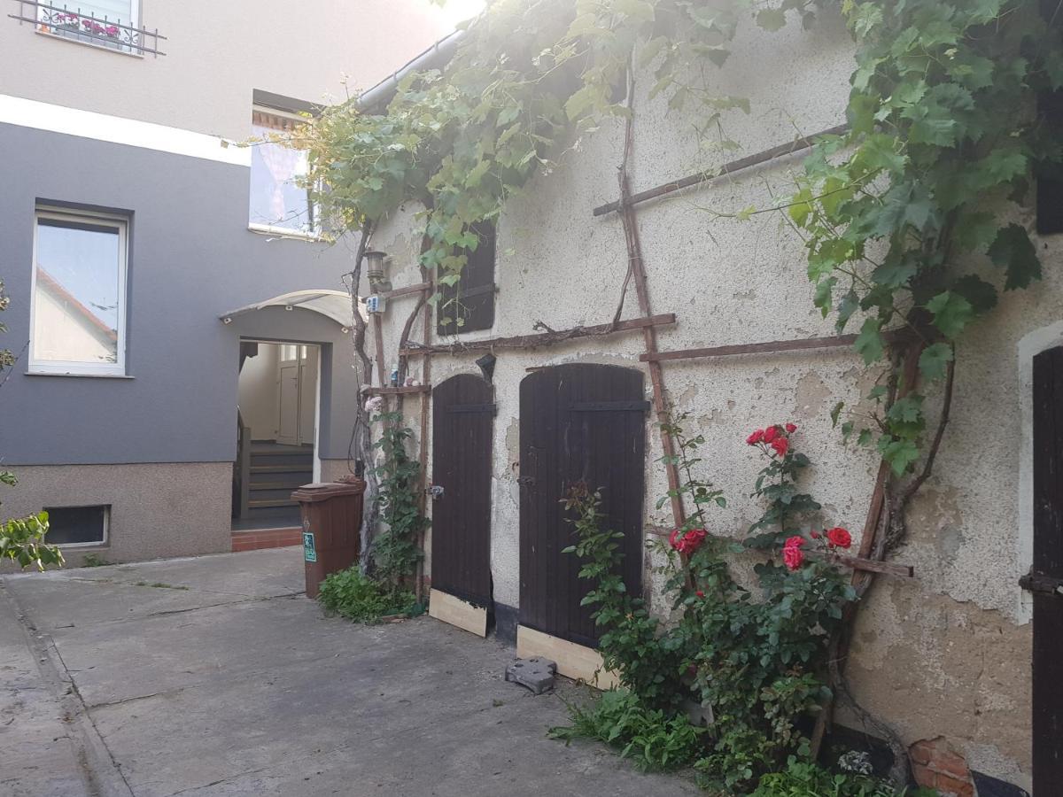 Gästewohnung mit Küche Magdeburg an der Elbe Exterior foto