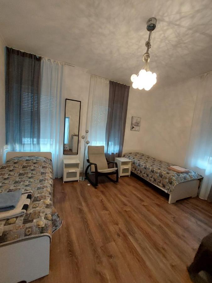 Gästewohnung mit Küche Magdeburg an der Elbe Exterior foto
